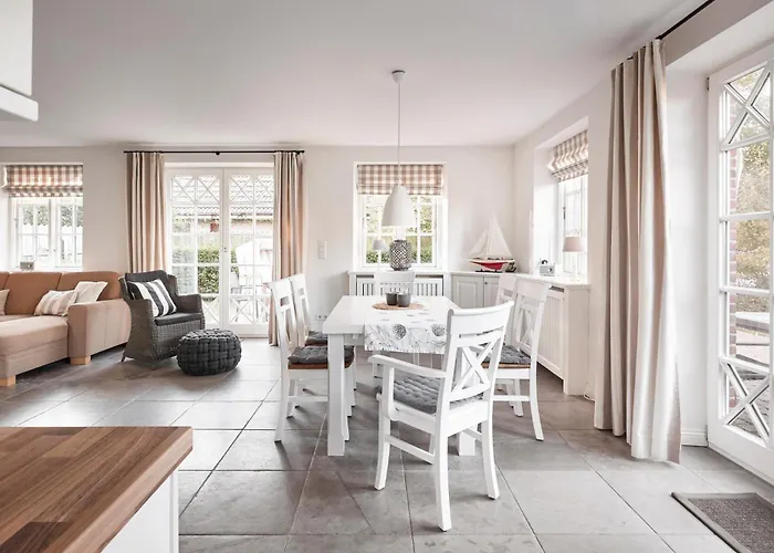 Semesterbostad Haus Maximilian *